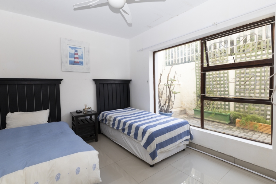 8 Bedroom Property for Sale in West Beach Eastern Cape